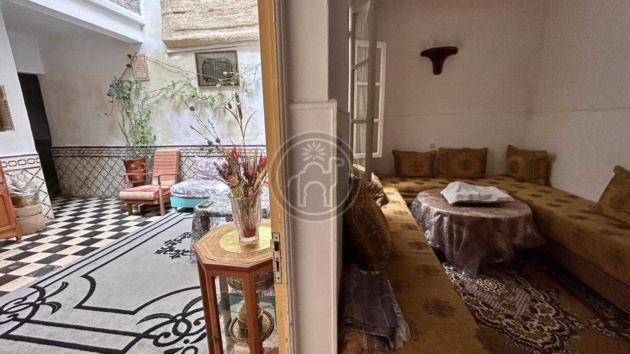 Riad à rénover avec titre