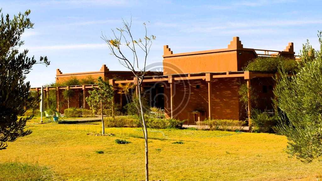 Propriete sur 2.4  hectare 