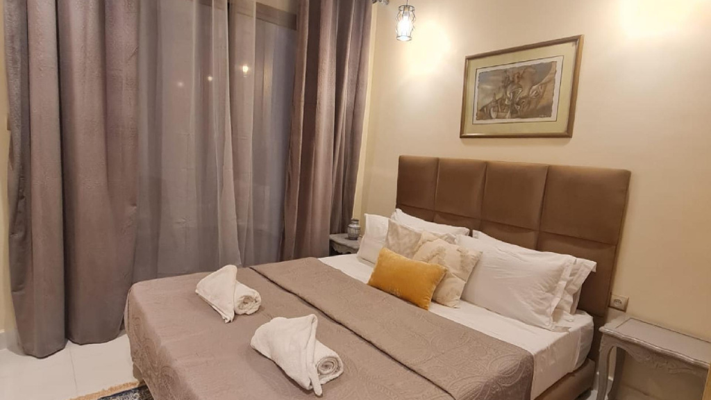 Appartement neuf , entièrement meublé et équipé à 50m de la plage