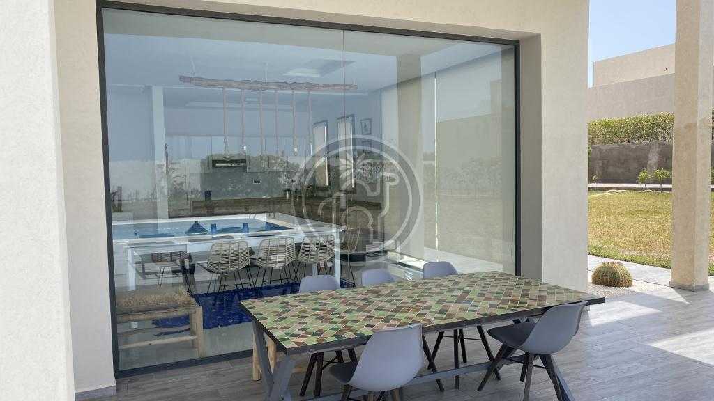 Villa 4 ch (4 sdb), piscine et vue mer dans une résidence sécurisée