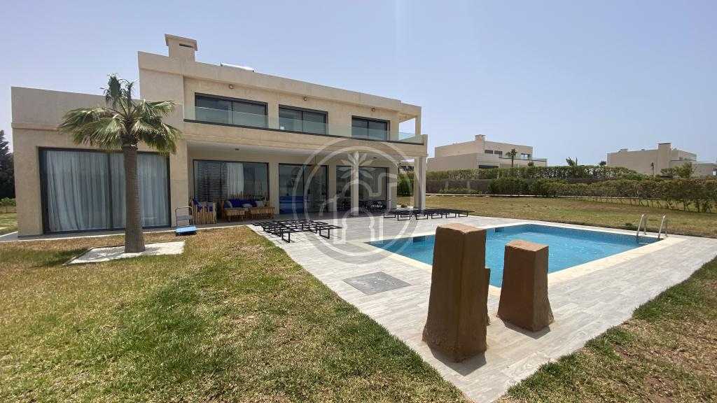 Villa 4 ch (4 sdb), piscine et vue mer dans une résidence sécurisée