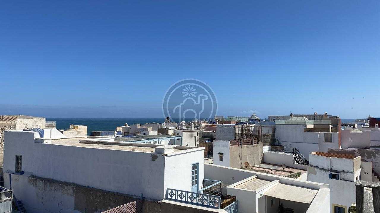 Somptueux riad vue mer, 6 chambres avec classement en maison d\'hotes .