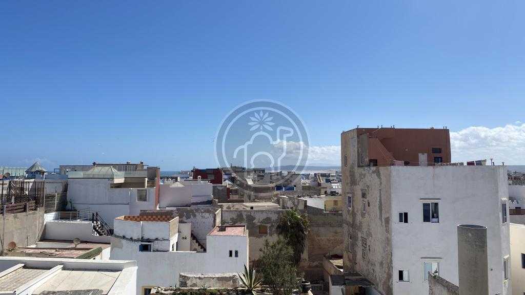 Somptueux riad vue mer, 6 chambres avec classement en maison d\'hotes .