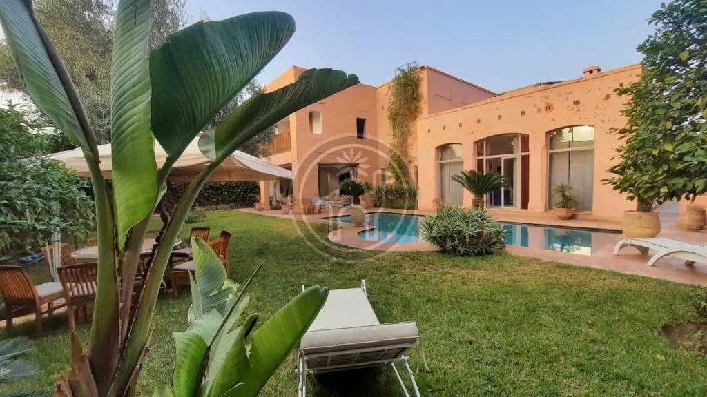 Sublime Villa sur avenue Mohamed VI