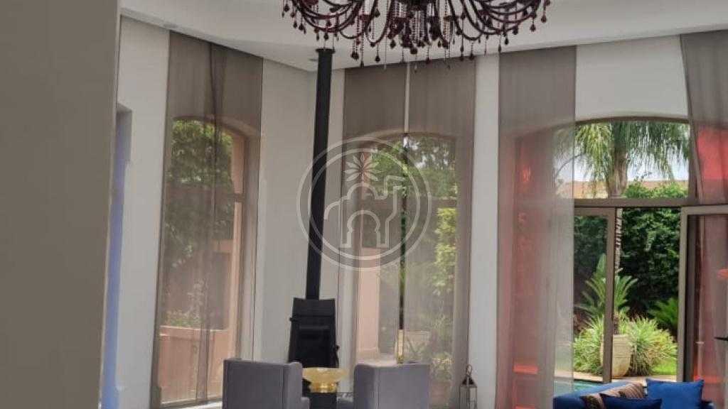 Sublime Villa sur avenue Mohamed VI