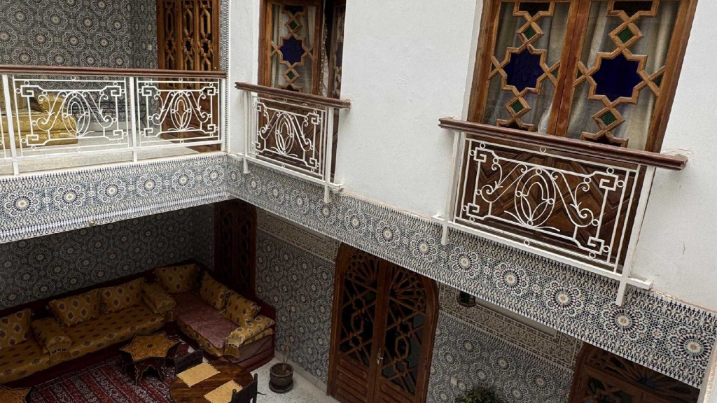 Riad à rénover 145 m2 quartier Ryad Laarouss SOUS COMPROMIS