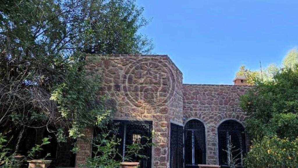 Proprieté de Maitre  avec 3 Villas  indépendantes 