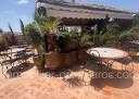 Riad Avantages Emplacement n°1 en Medina de Marrakech <p>
A 4 mn de la place Jemaa el Fna <p>
Palais à l\'architecture traditionnel<p>
Piscine <p>
Spacieuse terrasse <p>
