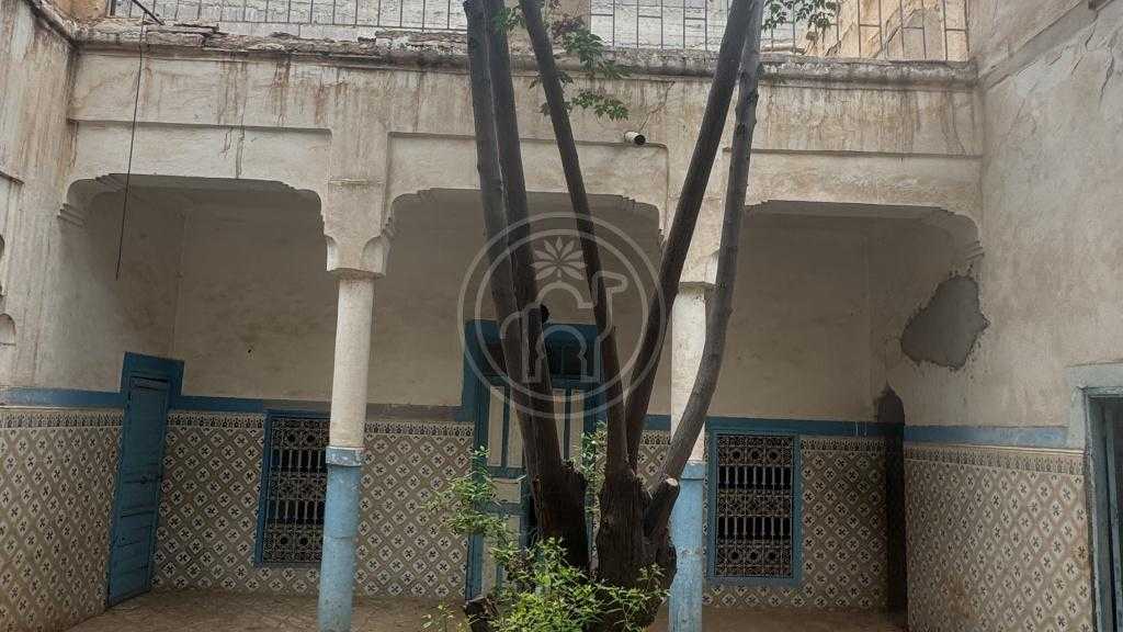 Ruine à la Kasbah titrée SOUS COMPROMIS