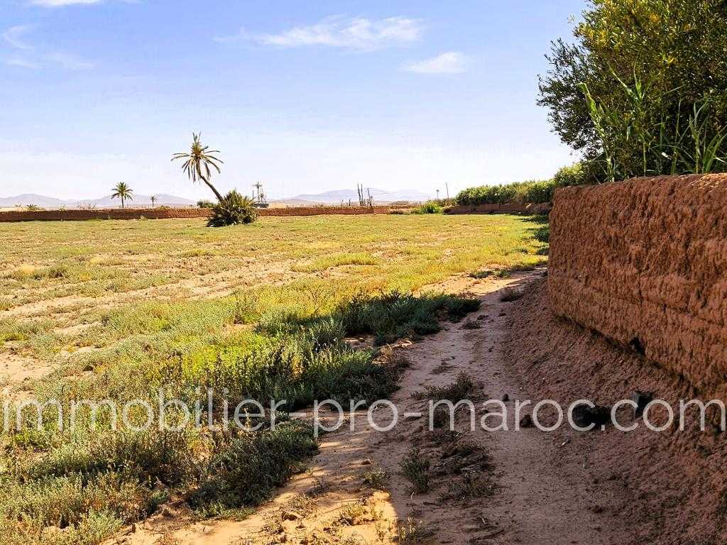 Terrain Distance du Golf 15 km