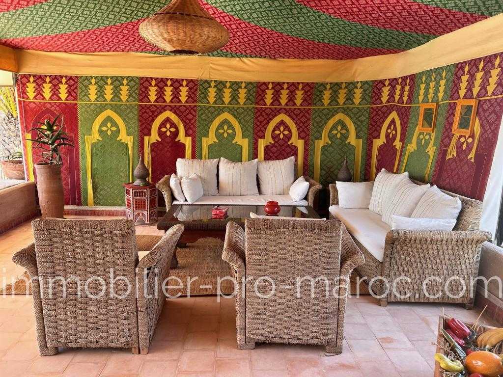 Villa Surface 325 m²