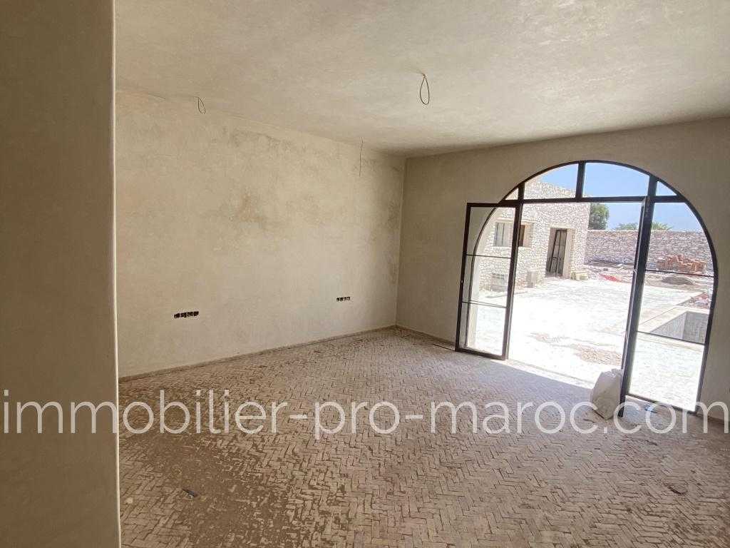 Villa Surface du Terrain 1 500 m²