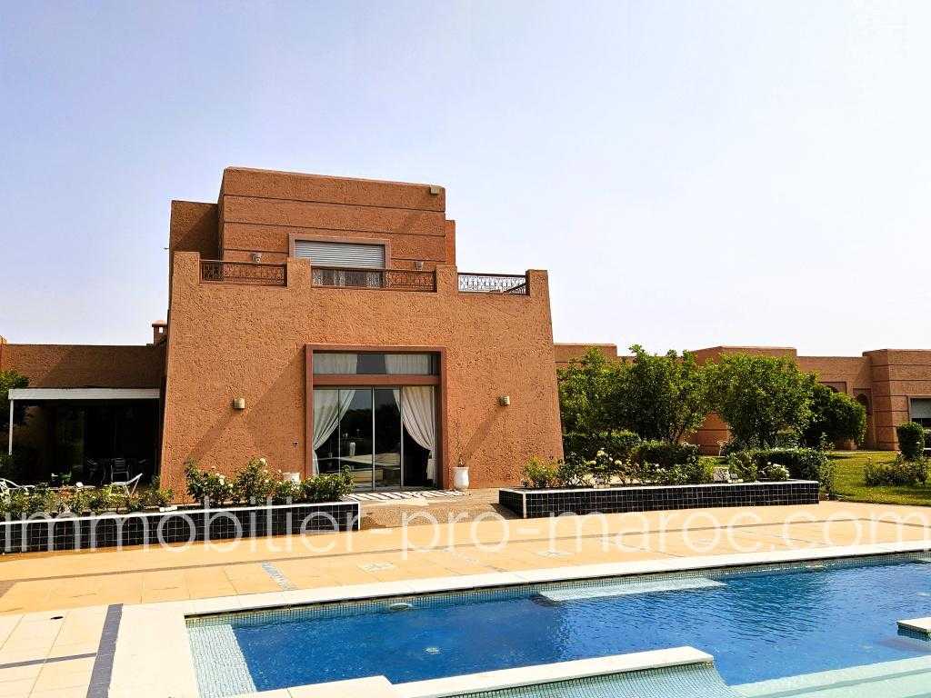 Villa Surface 1 000 m²