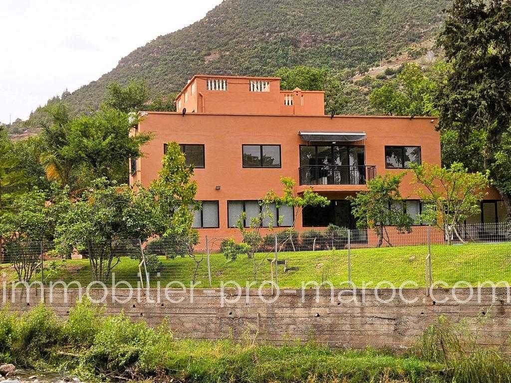 Villa Surface du Terrain 1 536 m²