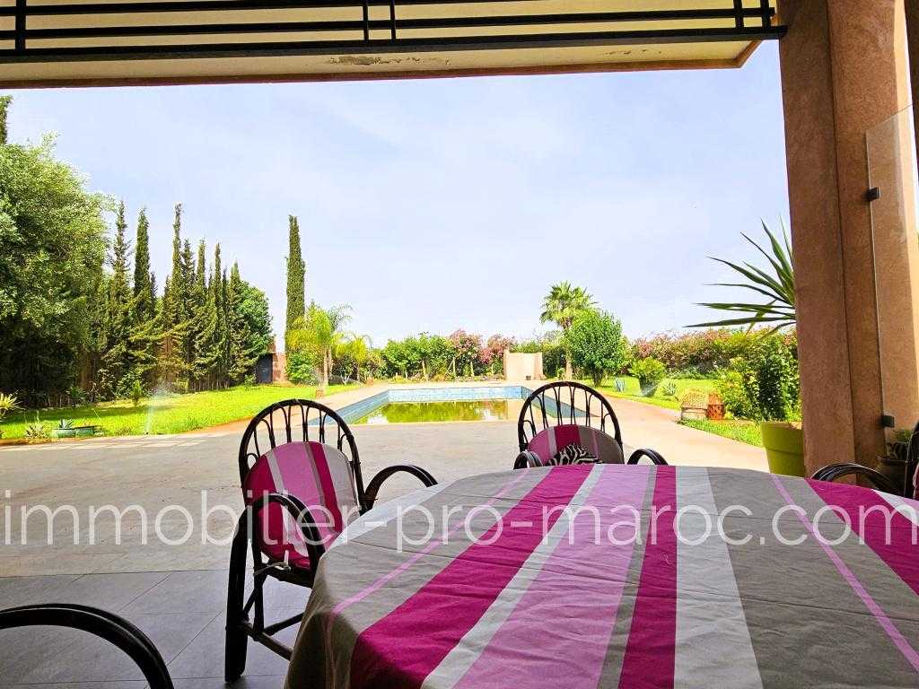 Villa Surface 450 m²