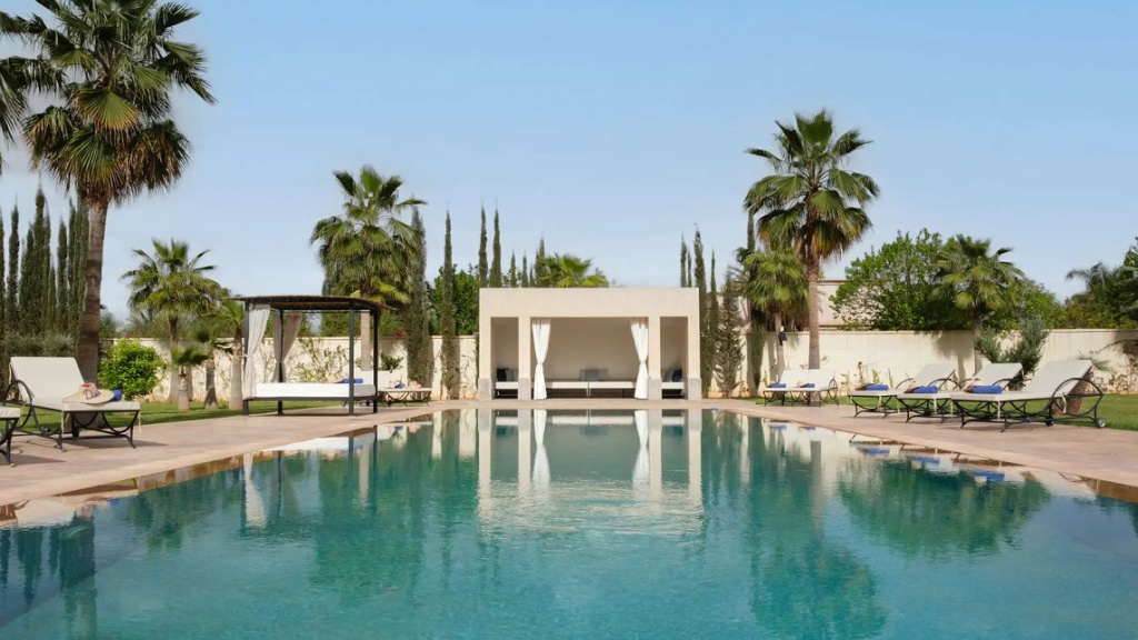 Villa de haut standing sur 5030m2 de terrain sans vis-a-vis.