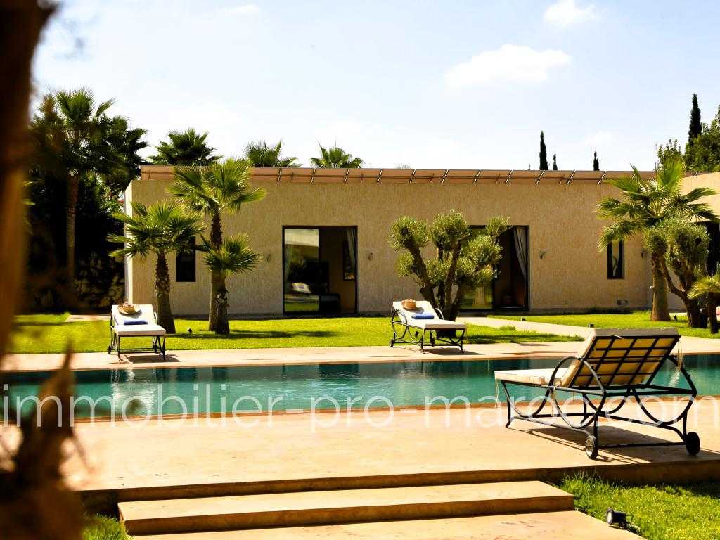 Villa Surface 550 m²