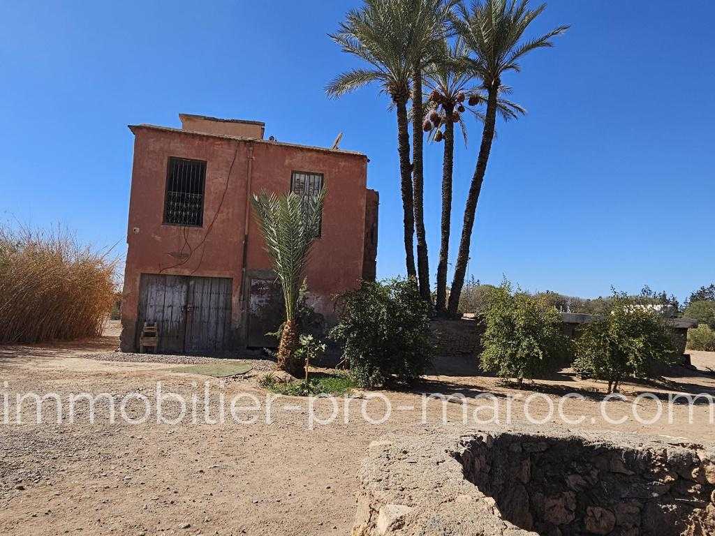 Terrain Avantages Tres bien place.