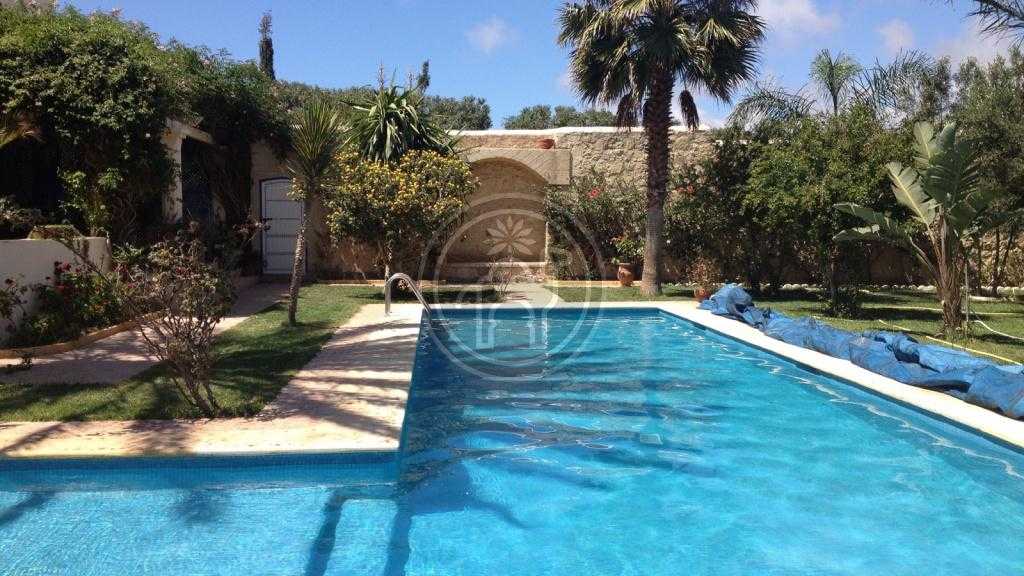 Terrain à lotir, avec villa/piscine, à 6 kms d\'Essaouira