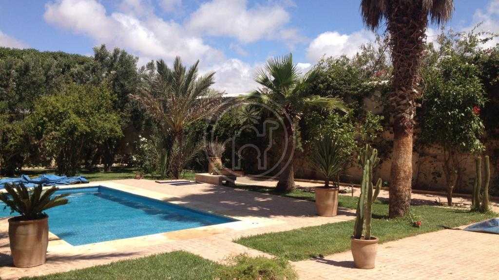 Terrain à lotir, avec villa/piscine, à 6 kms d\'Essaouira