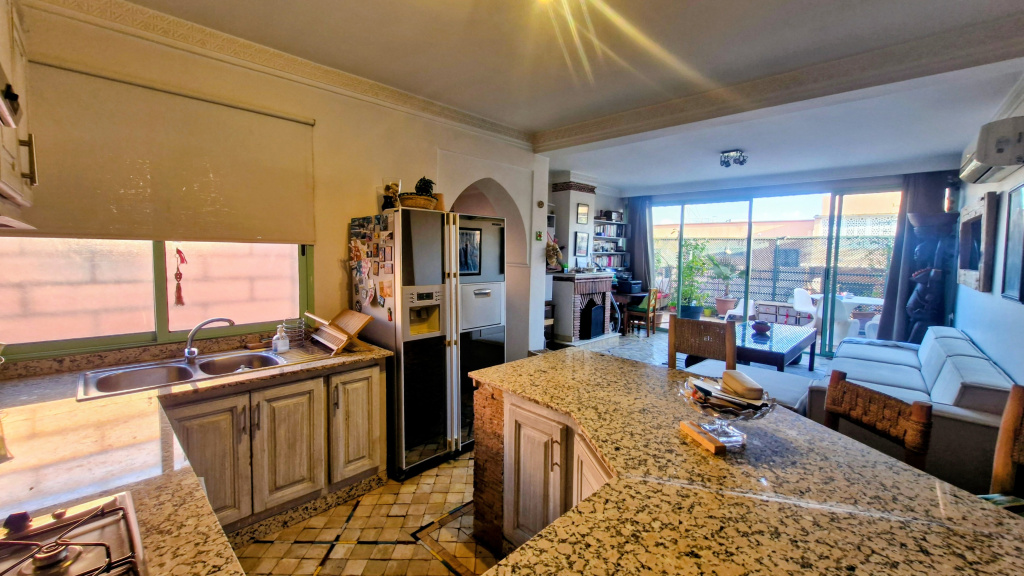 Top appartement 5eme avec terrasse 