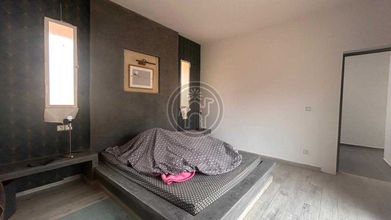 Villa avec 15 photos