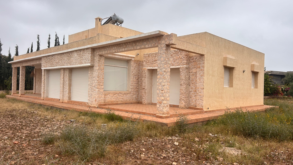 Villa en pierre de pays ,  SANS VNA, à seulement 15 kms d\'Essaouira