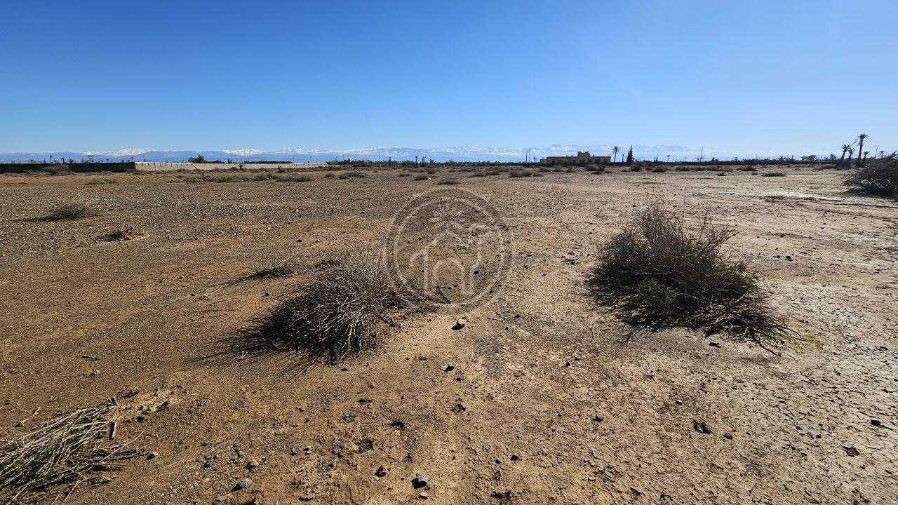 Terrain d\'1H5 a vendre a 15mn du centre ville avec vue degagee sur l\'Atlas.