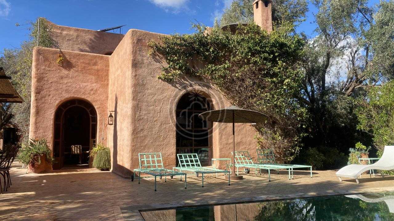 Villa avec 4 chambres