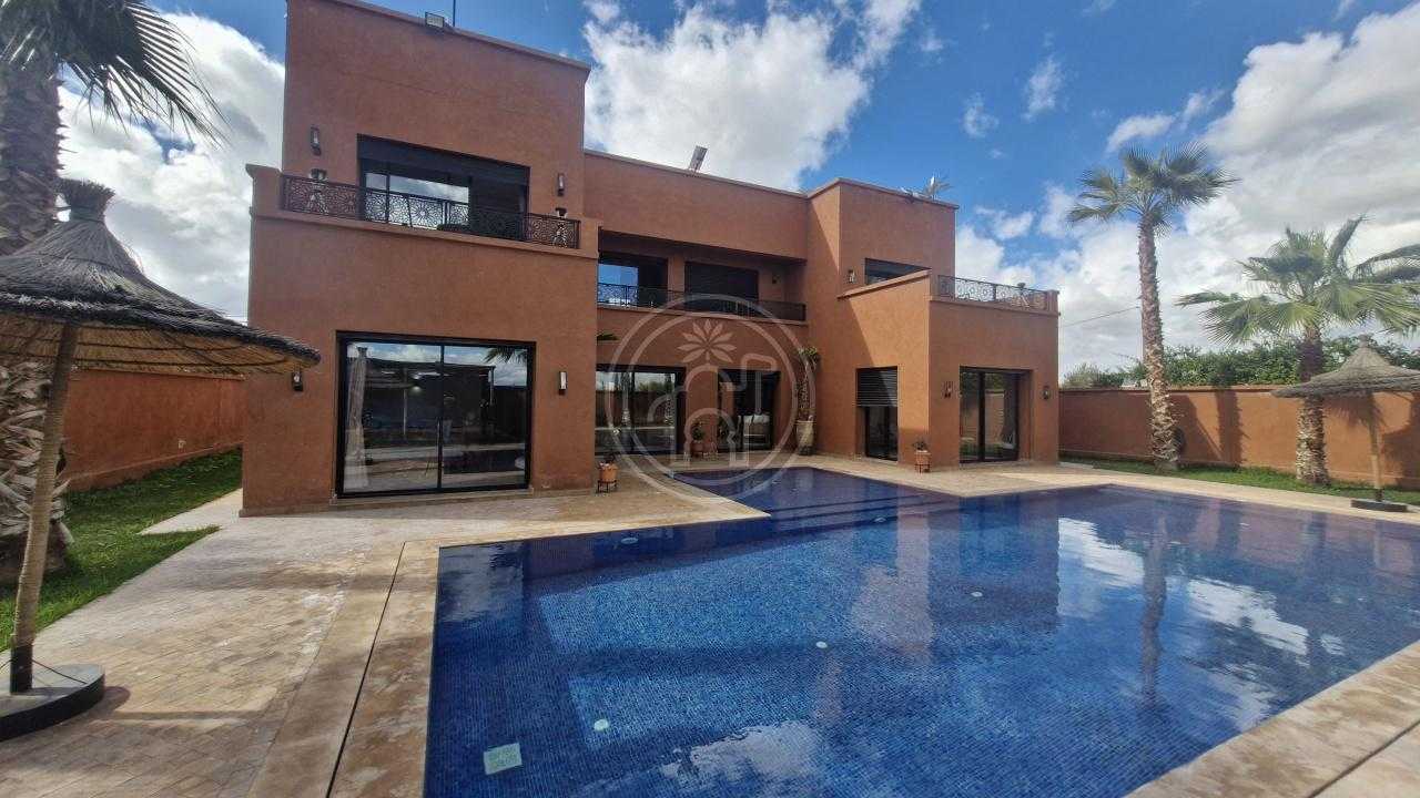 Villa à Marrakech Route de l\'Ourika