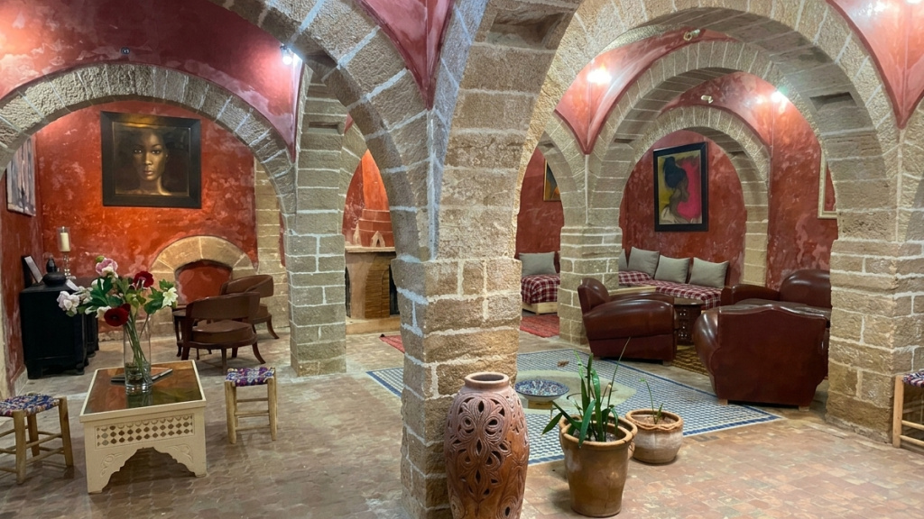 Rare et magnifique riad 5 chambres, avec l\'architecture typique d\'Essaouira ( en exclusivité)