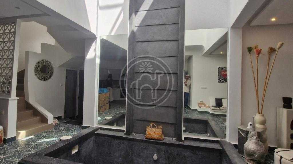 Riad titré: Pop Art Design 