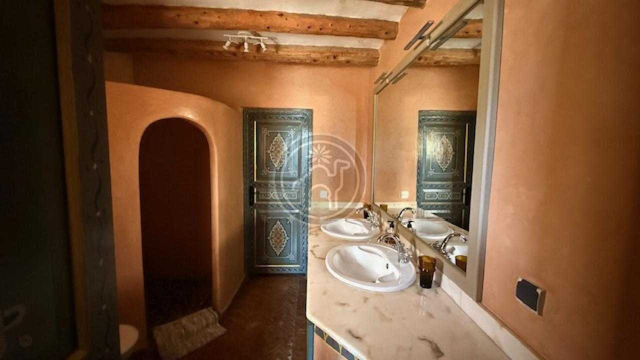 Maison d'hôtes à 1 200 000&euro;