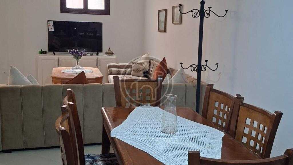 charmant appartement RDC meublé