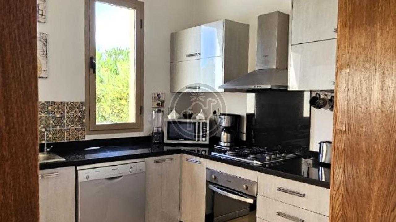 Villa référence 8006