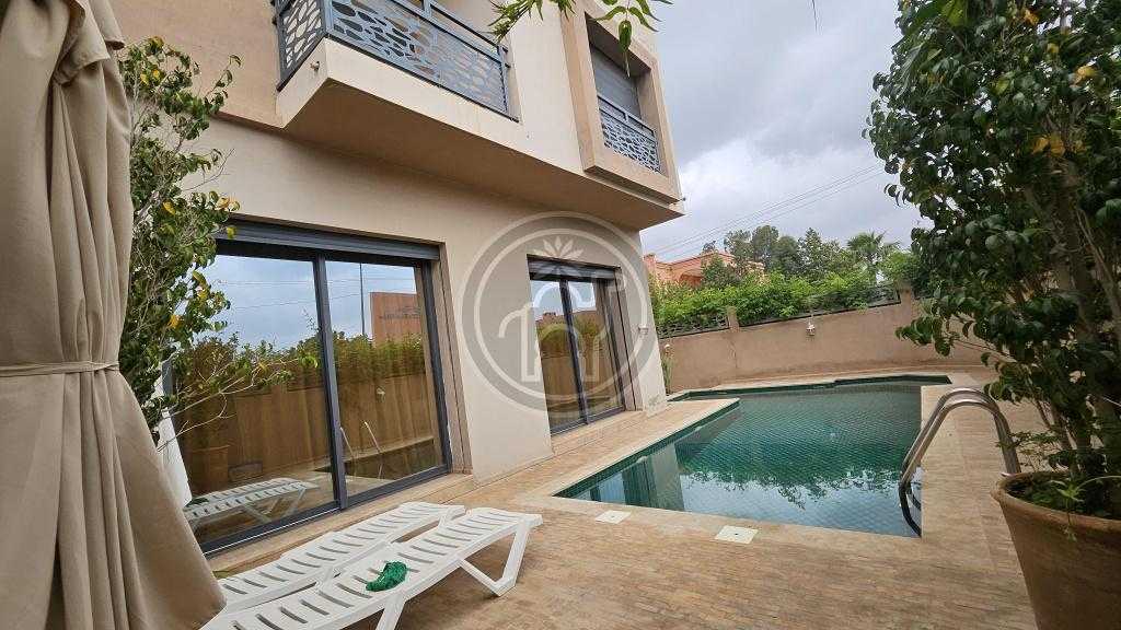 Villa avec piscine à vendre route de l\'ourika