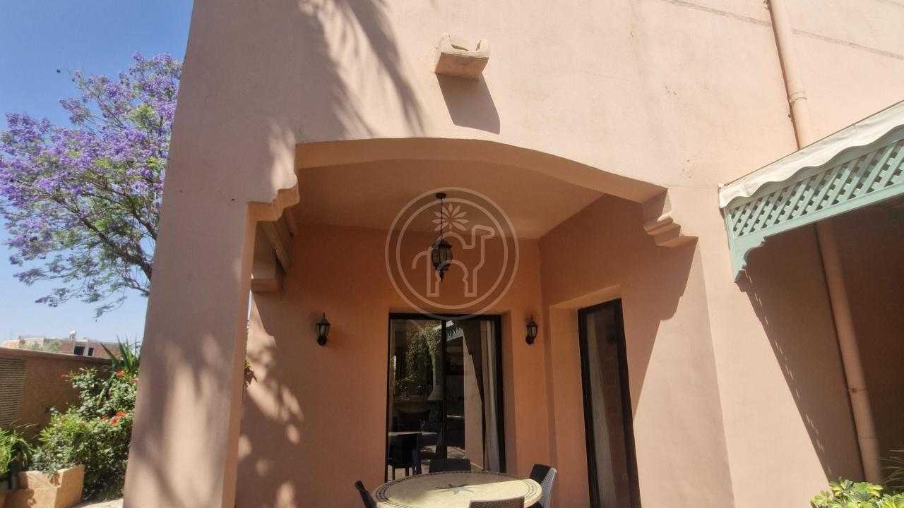 Villa avec 4 chambres