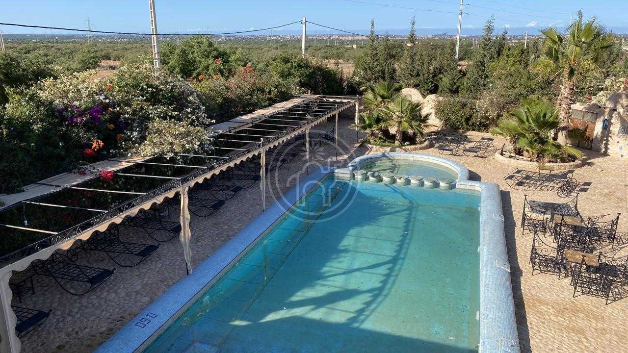 Véritable opportunité: Riad de 7 Suites à 20min d\'Essaouira