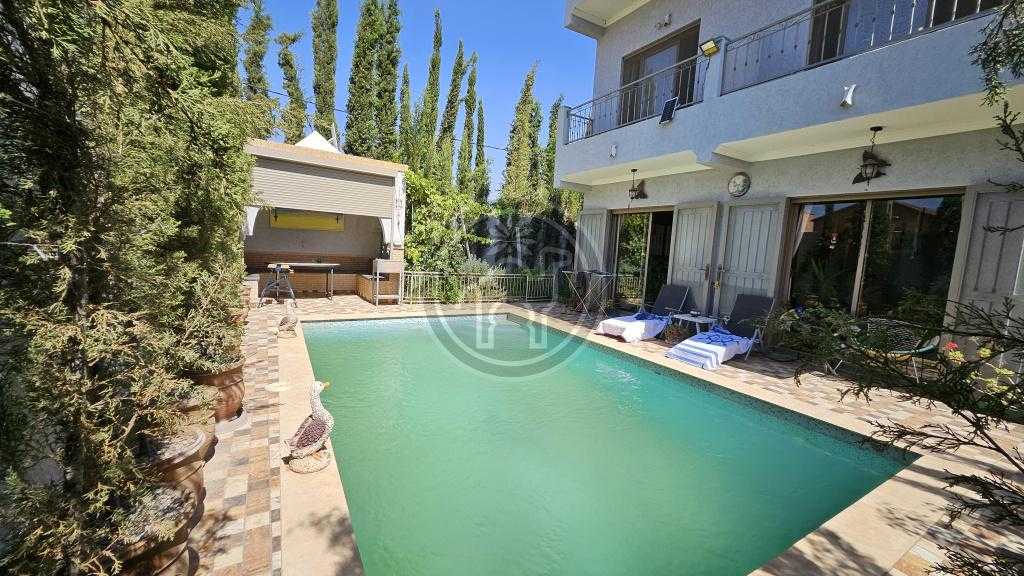 Villa avec piscine à 19 KM du Marrakech - calm et tranquilité