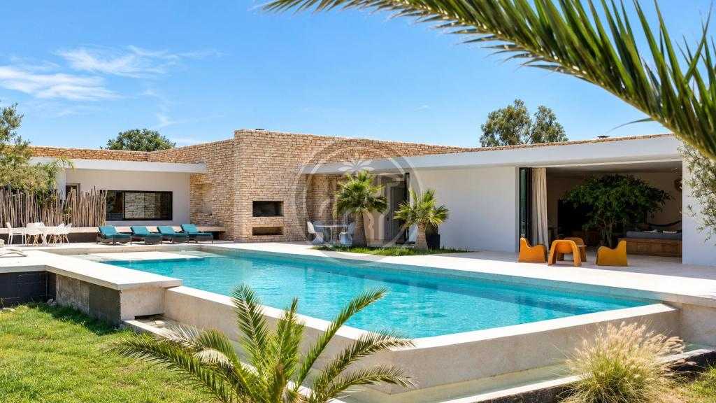 Magnifique villa contemporaine avec piscine à 14 km d’Essaouira