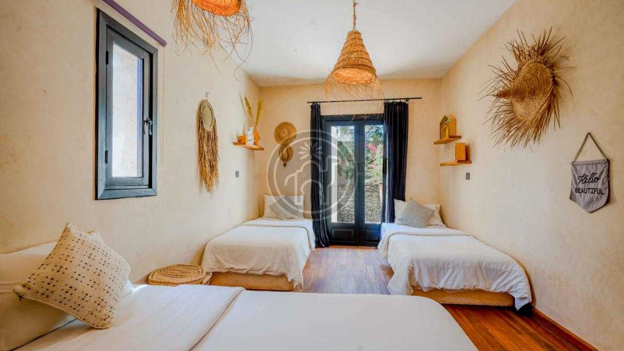 Villa avec terrasse