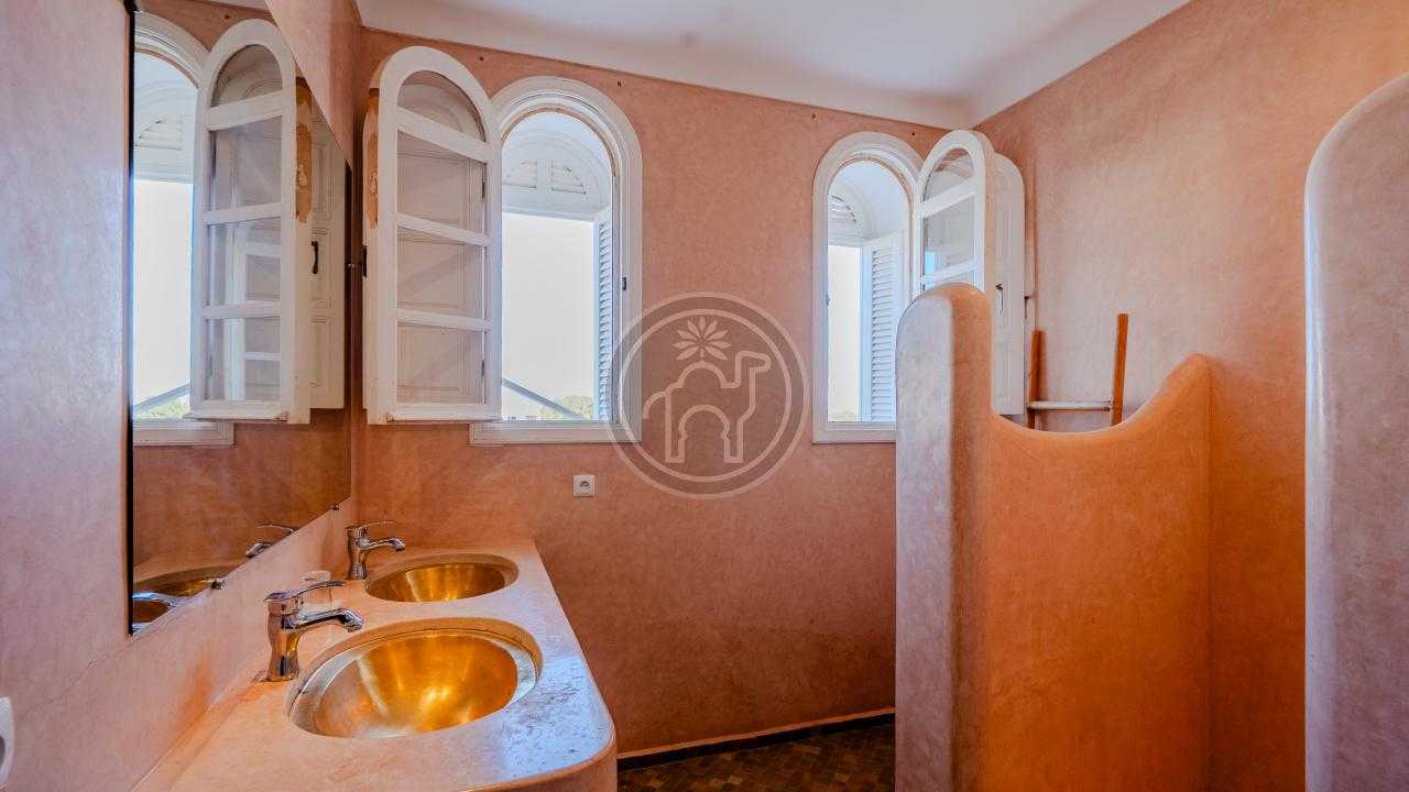 Villa référence 8159